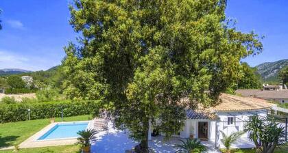 Casa Encinar en Tranquila Zona Residencial