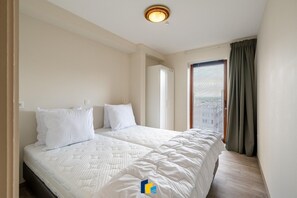 2 bedrooms, Internet