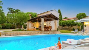 Pool - Villa The Mulberry Stonehouse (Istria - Tomišići) (Tomišići)