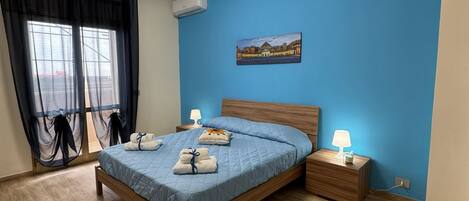 2 slaapkamers, een strijkplank/strijkijzer, wifi, beddengoed