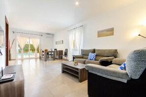 Smart-TV, DVD-Player, Arbeitsbereiche