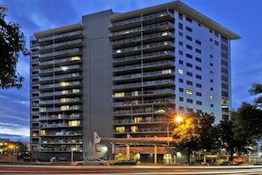 Exterior - QV Stays Spacious City Retreat (Auckland)