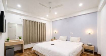 Hotel The White House Varanasi