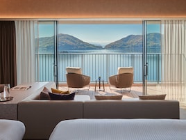 Superior Twin Room with Ocean view, East Wing, Non Smoking | In-room safe, desk, free WiFi, bed sheets