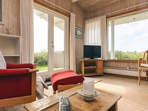 House | Interior - 6 Person Holiday Home in Lundby (Lundby)