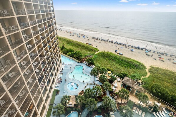 屋内プール、温水プール