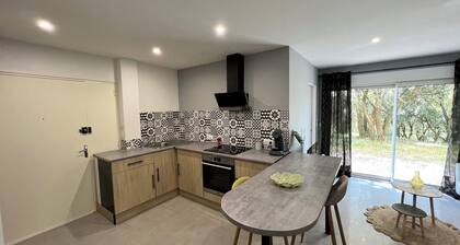 Appartement rez-de-chaussée de chaussée entiÚrement rénové