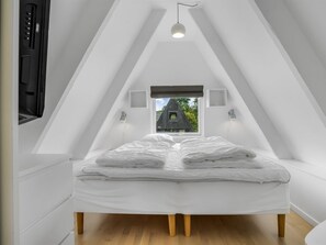 2 bedrooms, Internet