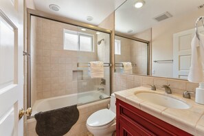 Shower, hair dryer, towels - The Goleta Orchard House | The Chosen Collection (Goleta)