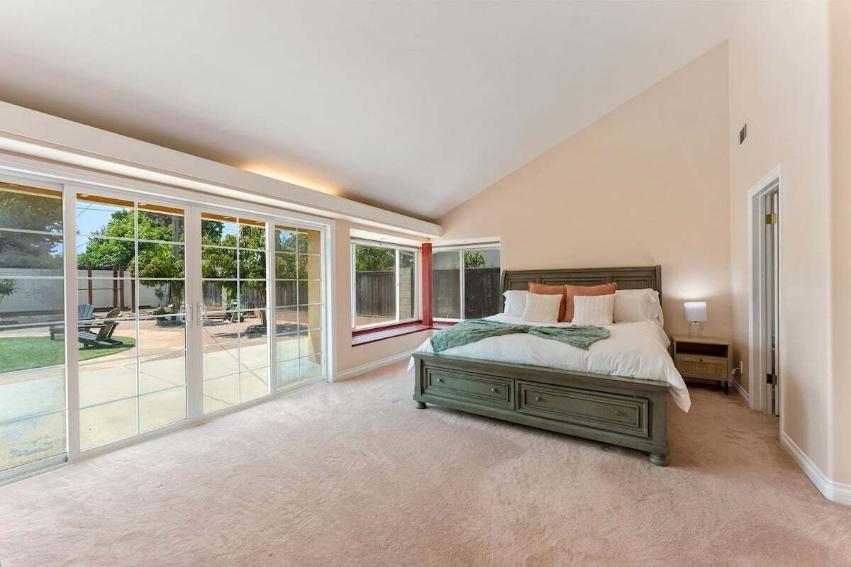 4 habitaciones, tabla de planchar con plancha y wifi gratis 