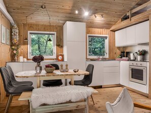 Fridge, microwave, dishwasher, cookware/dishes/utensils - "Melisa" - 3km from the sea by Interhome (Pandrup)