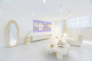 舒适复式 | 熨斗/熨板、免费 WiFi