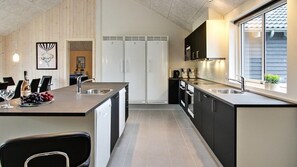 Fridge, dishwasher, coffee/tea maker, electric kettle