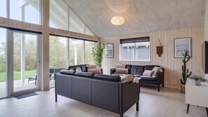 Foyer, table de baby-foot, table de ping-pong