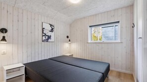 5 bedrooms, free WiFi