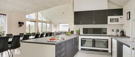 Fridge, dishwasher, coffee/tea maker, electric kettle