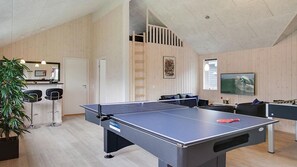 Spielezimmer