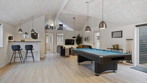 Spielezimmer