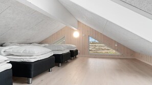 8 habitaciones y wifi gratis 