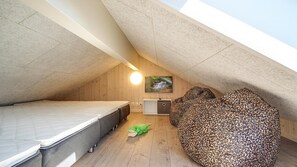 4 間睡房、免費 Wi-Fi