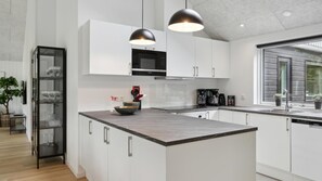 Fridge, dishwasher, coffee/tea maker, electric kettle