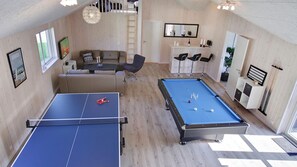 Spielezimmer