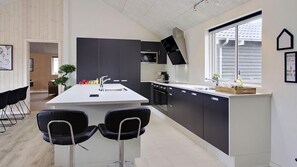 Fridge, dishwasher, coffee/tea maker, electric kettle