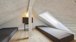 5 bedrooms, free WiFi