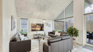 Una mesa de tenis de mesa