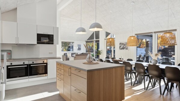 Fridge, dishwasher, coffee/tea maker, electric kettle - VillaVilla #759 - Krakow am See, Deutschland (Krakow am See)