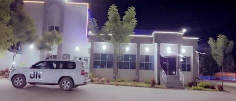 Fachada de la propiedad