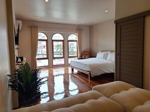 Deluxe Room, City View | Free WiFi