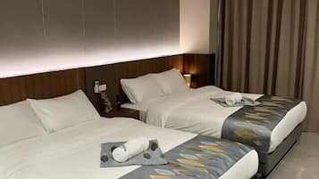 Desk, laptop workspace, WiFi (free), bed sheets