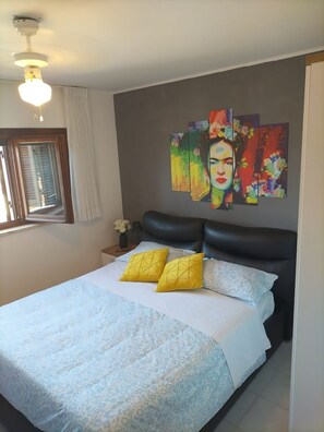 1 bedroom, iron/ironing board, free WiFi, bed sheets