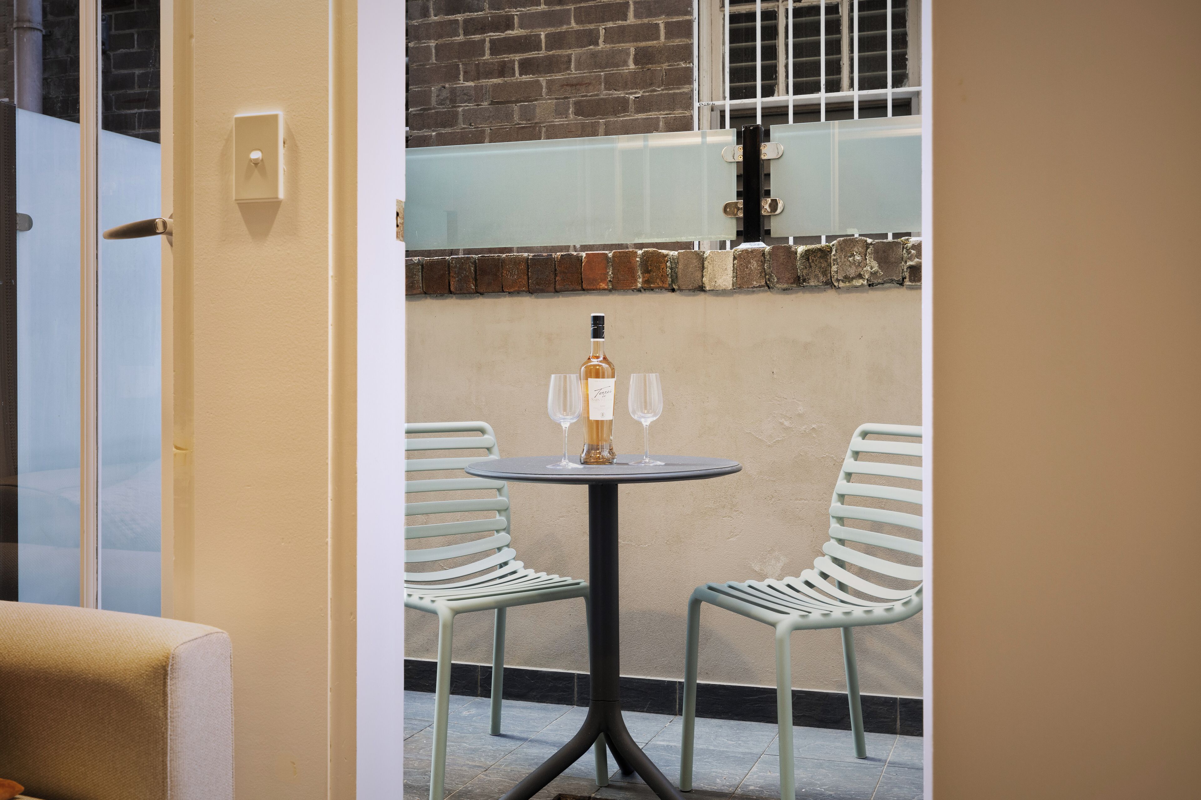 Deluxe Apartment | Free WiFi