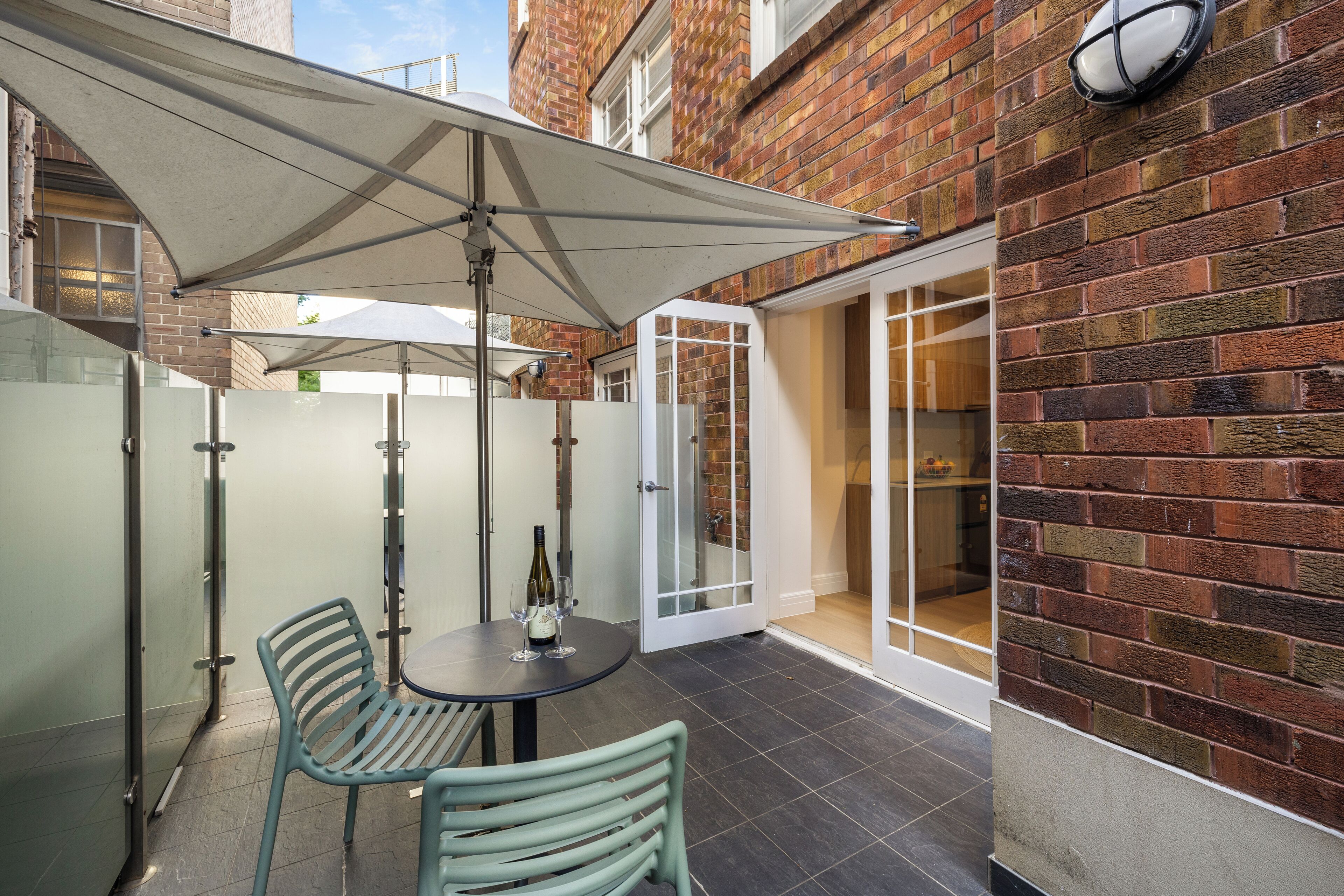 高级公寓 | 免费 WiFi