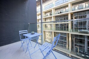 Apartament, vistes a la ciutat | Balcó
