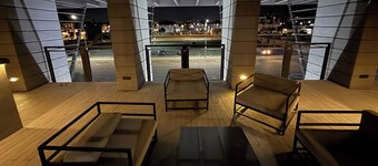 Chic 1-bedroom apartment with fitness room and AC in Scottsdale