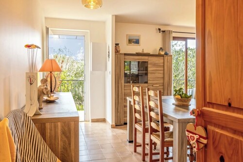 A 5 mn en voiture de la mer CAP CORSE à SISCO maison avec jardin, parking privé