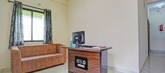 Hotel Crpf V7 Service Apartment