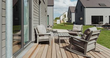 Skandinavisch Eingerichtetes Doppelhaus in Sagard