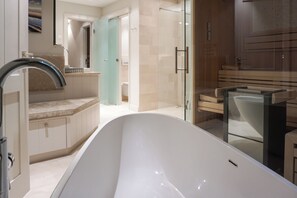 Hair dryer, towels - Exclusive Frisian house in Keitum on Sylt with garden, sauna and wood-burning stove (Sylt / OT Keitum)