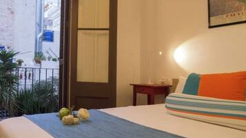 2 bedrooms, iron/ironing board, travel crib, free WiFi