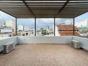 Deluxe Apartment | Balcony view