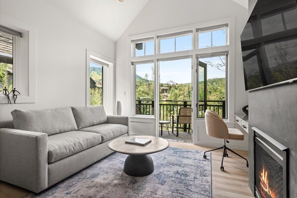 Smart TV, fireplace, offices