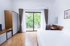 豪華套房, 城市景 | 書桌、手提電腦工作空間、隔音、熨斗/熨衫板