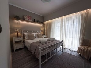 2 bedrooms, iron/ironing board, free WiFi, bed sheets