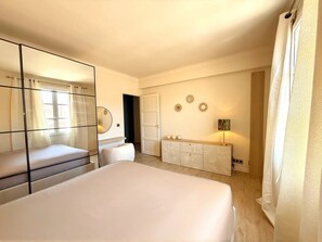 2 bedrooms, WiFi, bed sheets - Apartment in the port of Saint-Tropez (Saint-Tropez)