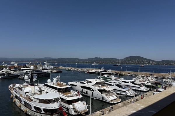 Marina/club náutico