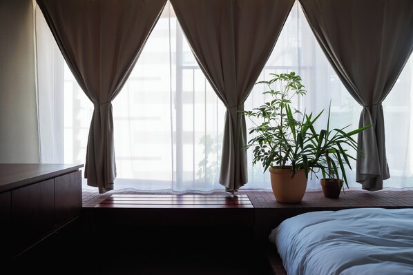 In-room safe, blackout drapes, iron/ironing board, free WiFi